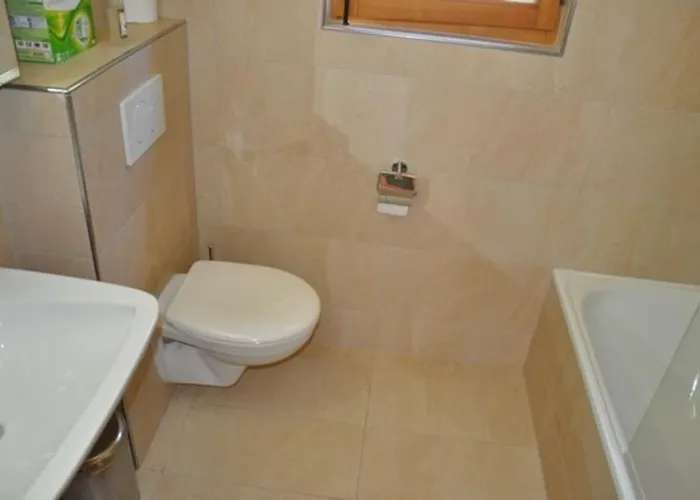 Apartament Griffon 06 *